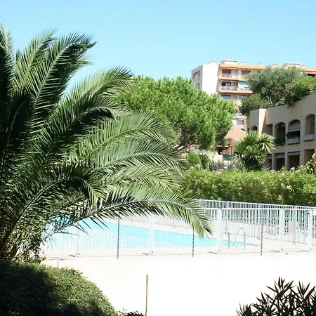De Charme Wi-fi ,clim, Garage Jardin Prives, Piscine Environnement Arbore 칸느